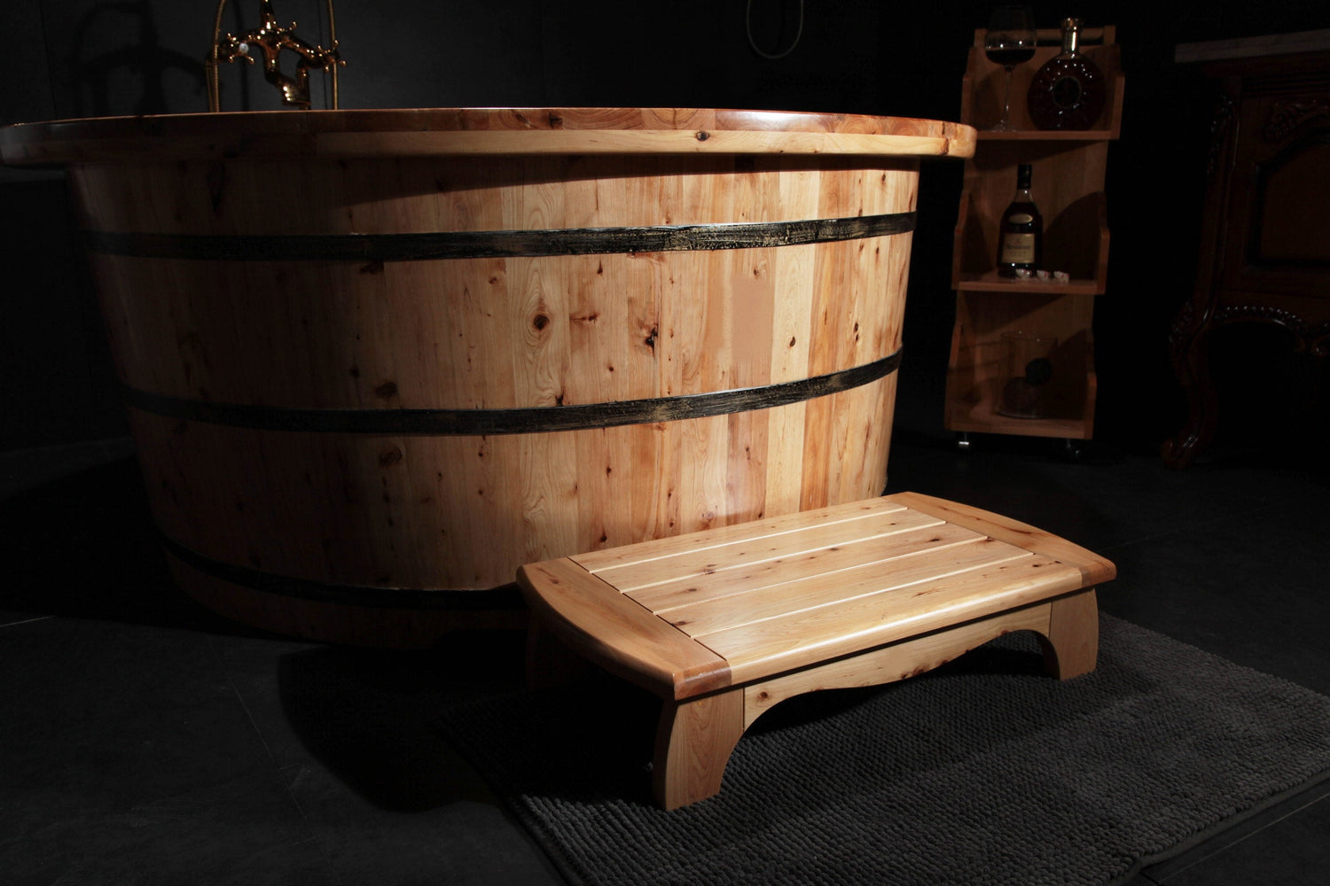 Baignoire style japonais ronde en bois "ofuro" SUMO